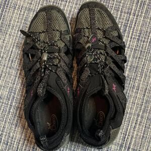 Chaco Women's Outcross Evo 1 Hiking Shoe Size 10 Black Grey Pink